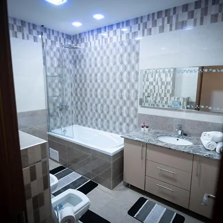 Isaran Coresi Apartment * Brasov