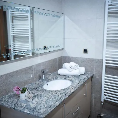 Isaran Coresi Apartment * Brasov