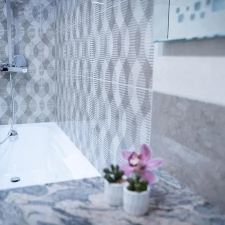 Isaran Coresi Apartment Brasov