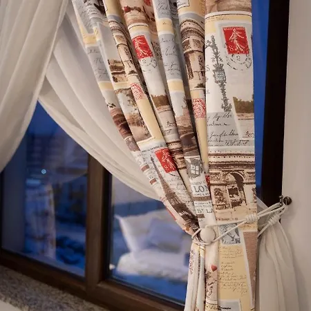 Isaran Coresi Apartment Brasov